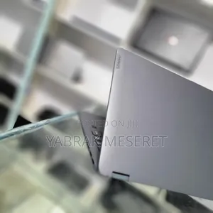 New Laptop Lenovo 16GB AMD Ryzen 3 SSD 512GB