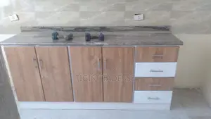 Kitchen Cabinet አንደቤትዎ ፅድት አድርገን እንሰራለን