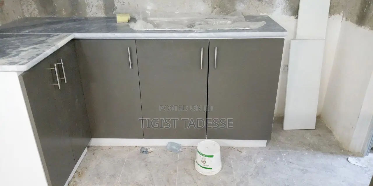 Kitchen Cabinet አንደቤትዎ ፅድት አድርገን እንሰራለን