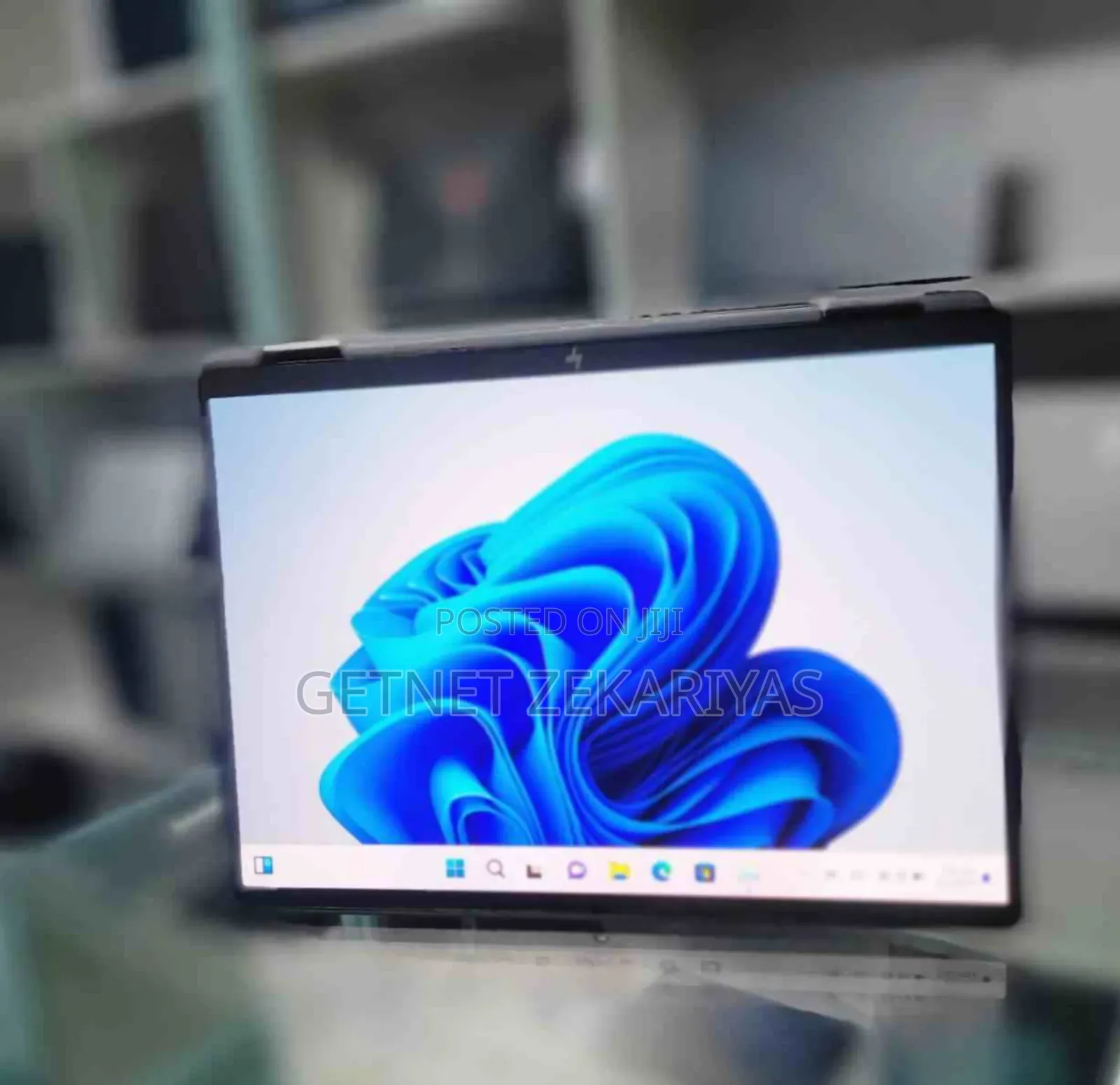 New Laptop HP Spectra 13 16GB Intel Core I7 SSD 512GB