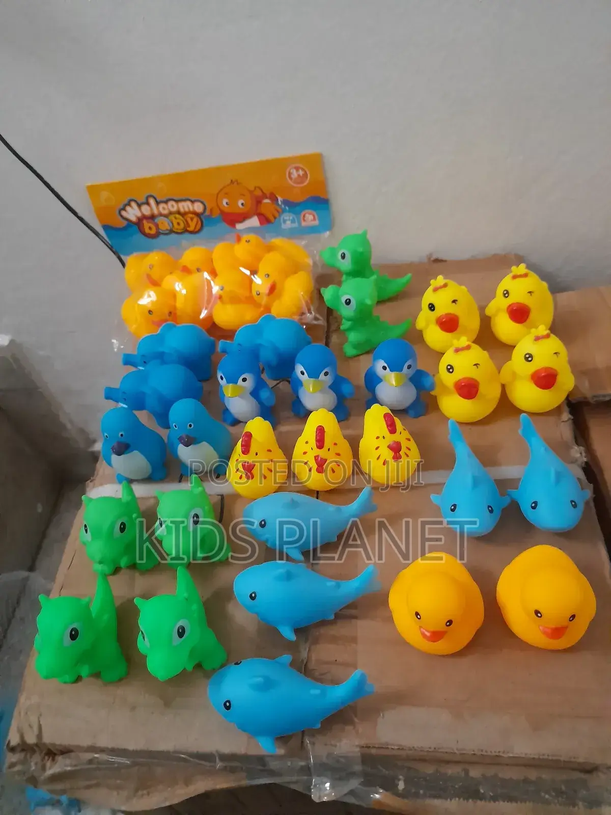 Bath Toys Duck Penguin Shark Dinosaur