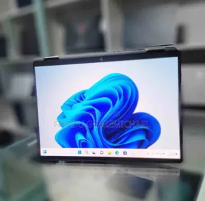 New Laptop HP Spectra 13 16GB Intel Core I7 SSD 512GB