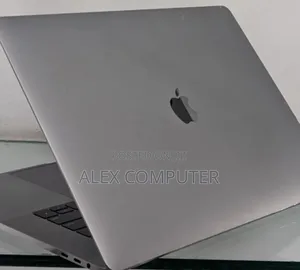 New Laptop Apple MacBook 2018 32GB Intel Core I7 SSD 512GB