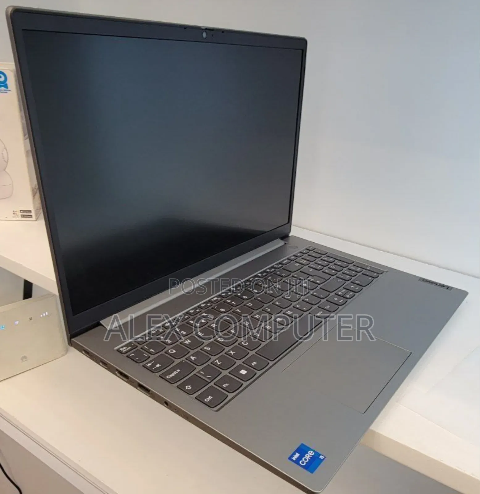 New Laptop 8GB Intel Core I5 SSD 512GB