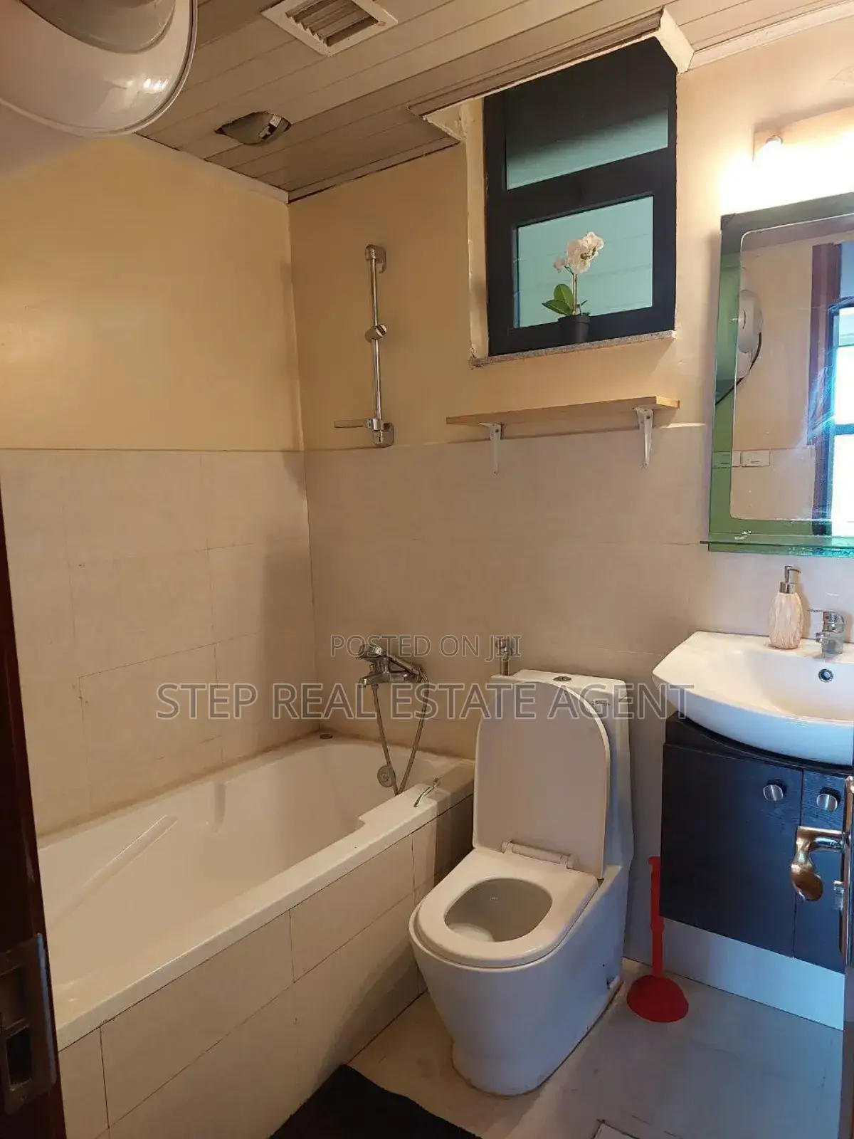 4bdrm Apartment in Bole for sale