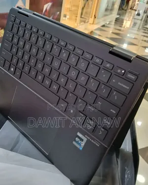 New Laptop HP Spectra 13 16GB Intel Core I7 SSD 512GB
