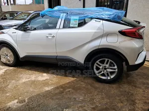 New Toyota C-HR 2024 Blue