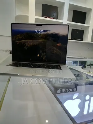 New Laptop Apple MacBook Pro 2023 M2 Pro 16-Inch 16GB Apple M2 SSD 1T