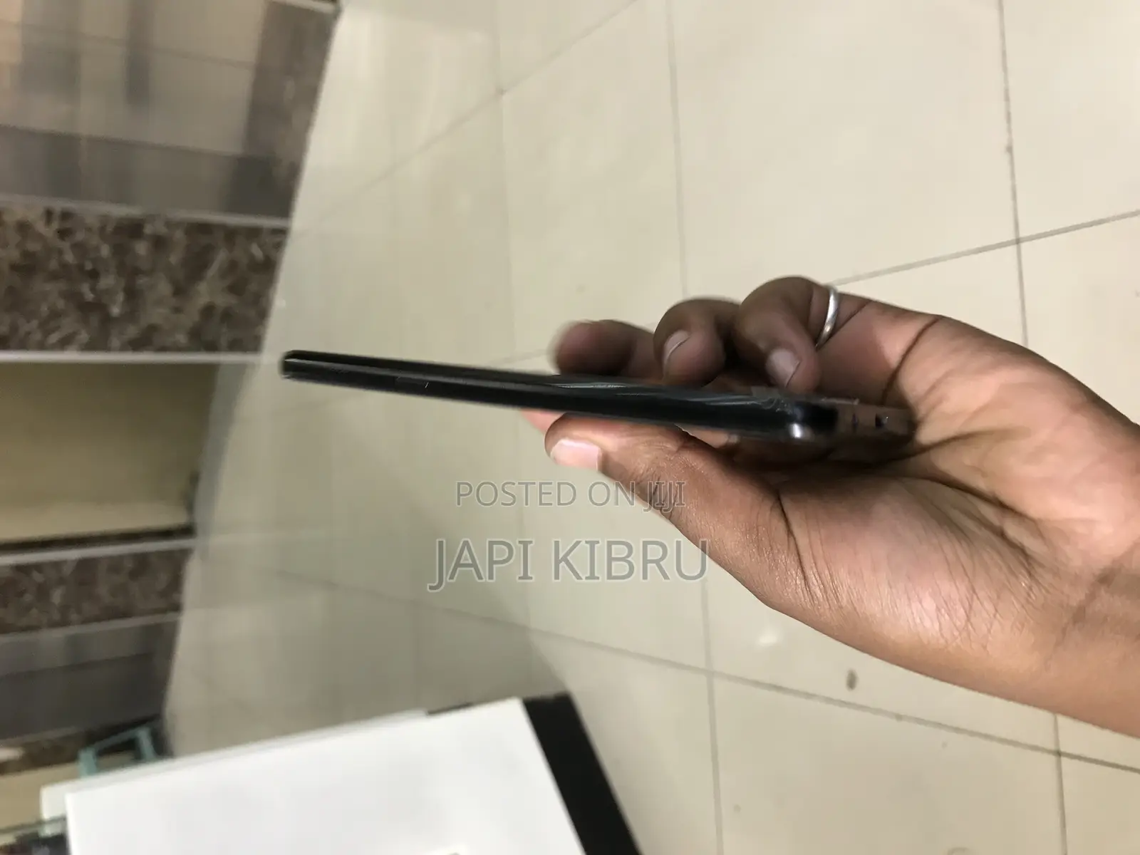 New Samsung Galaxy A8 32 GB Black