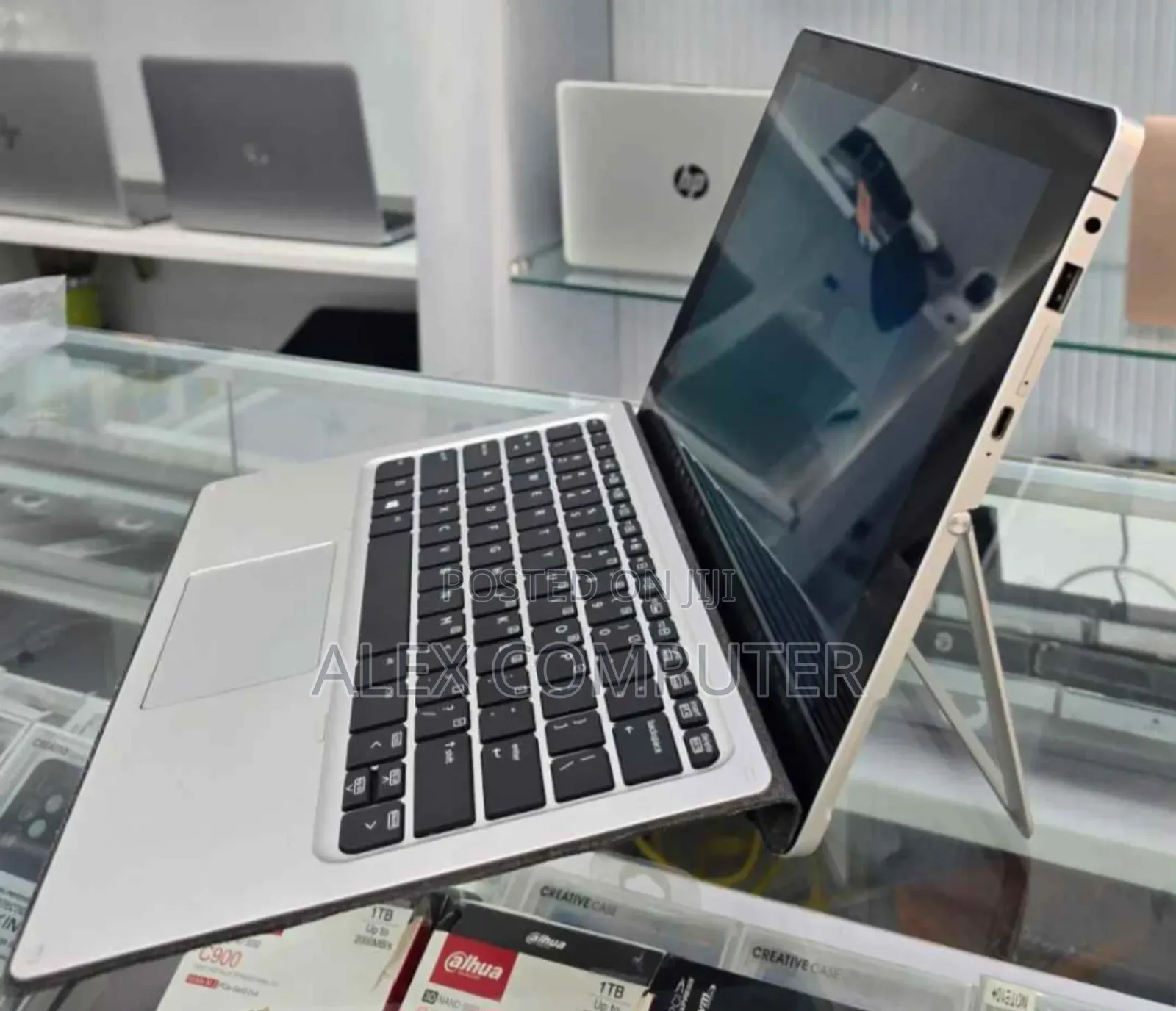 New Laptop HP Elite X2 1012 8GB Intel SSD 256GB