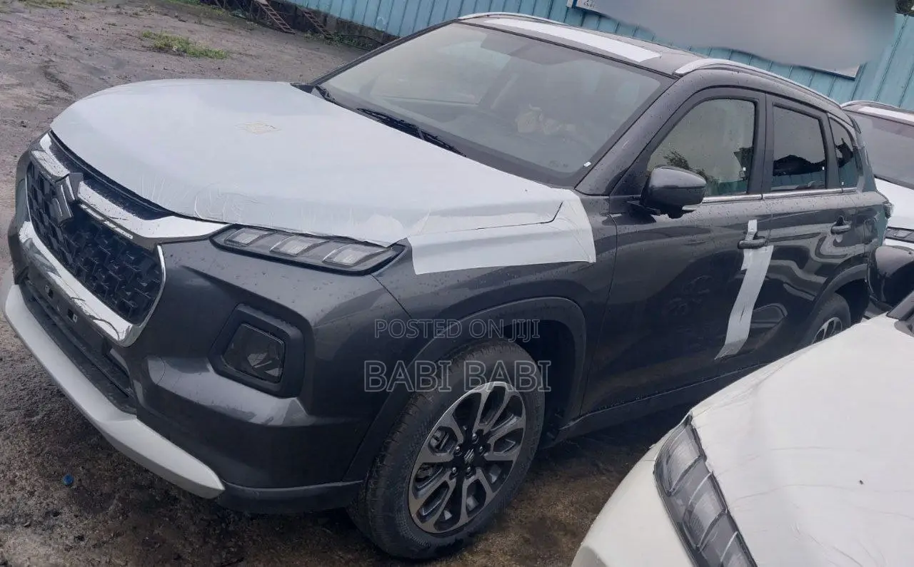 New Suzuki Vitara 2024 Gray