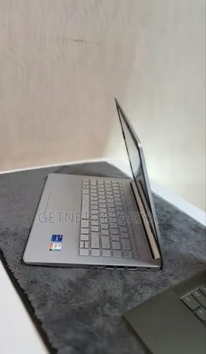 New Laptop HP Stream Notebook 8GB Intel Core I7 SSD 512GB