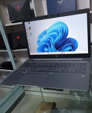 New Laptop HP 16GB Intel Core I7 SSD 512GB