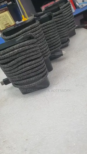 12 Generation Type C Charger