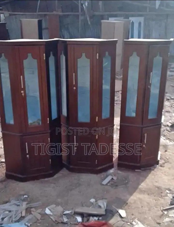 Corner Bufe እጅግ ዘመናዊ