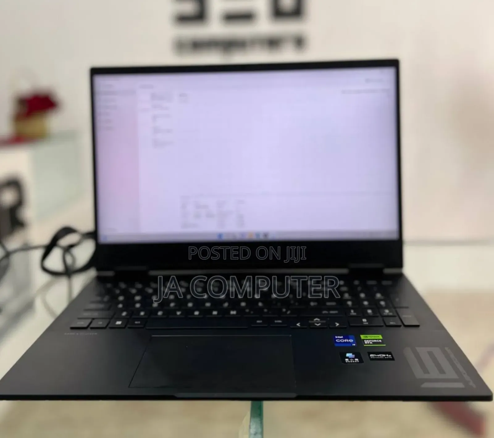 New Laptop HP Omen 15 16GB Intel Core I9 SSD 1T