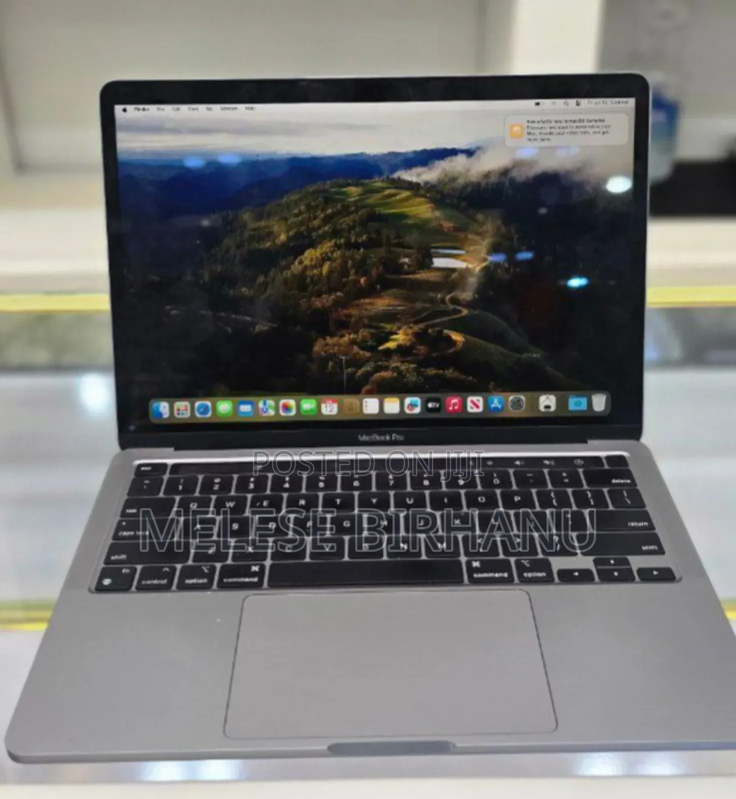 New Laptop Apple MacBook Pro 2020 M1 8GB Apple M1 Pro SSD 512GB