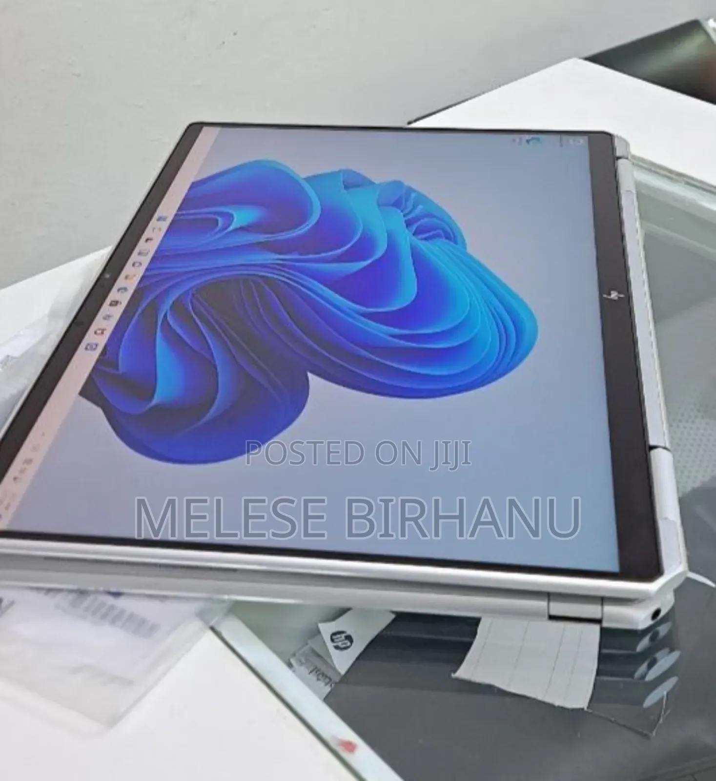 New Laptop HP Spectre 8GB Intel Core I5 SSD 512GB