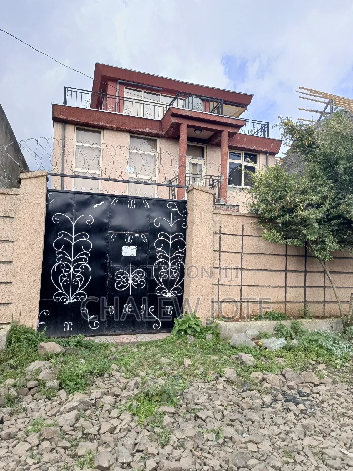 8bdrm House in Residential House, North Shewa for sale