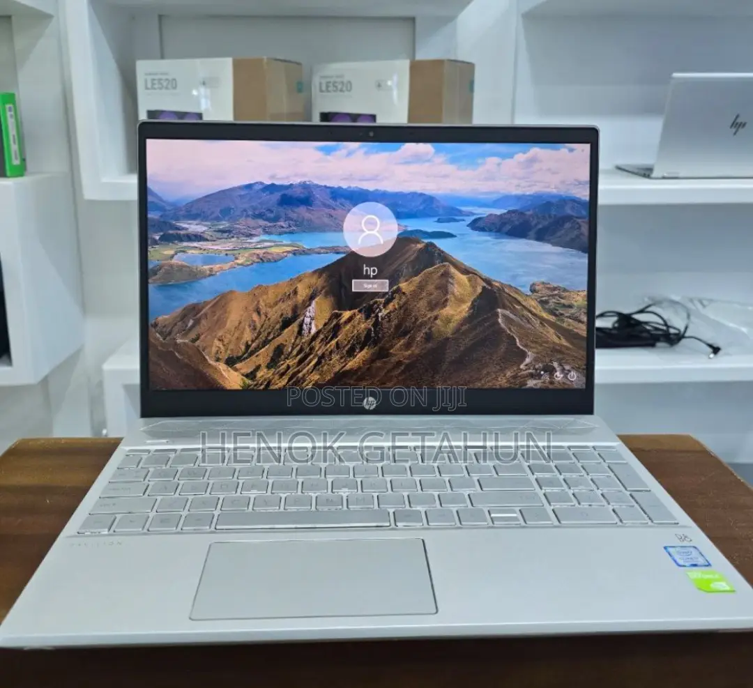 New Laptop HP Pavilion 15 16GB Intel Core I7 SSD 512GB