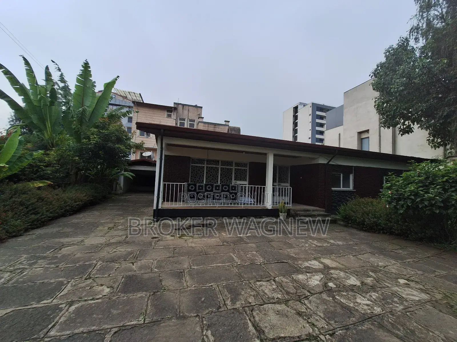 3bdrm Villa in Bole for rent