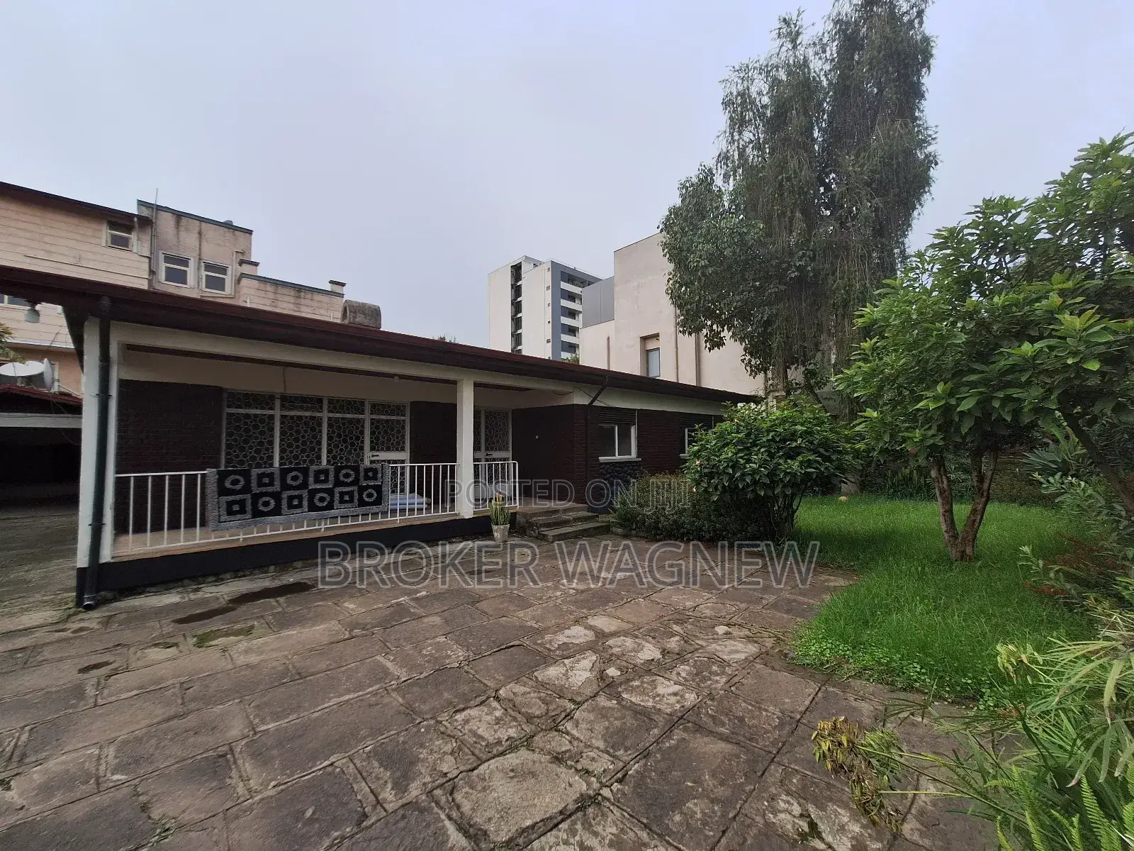 3bdrm Villa in Bole for rent