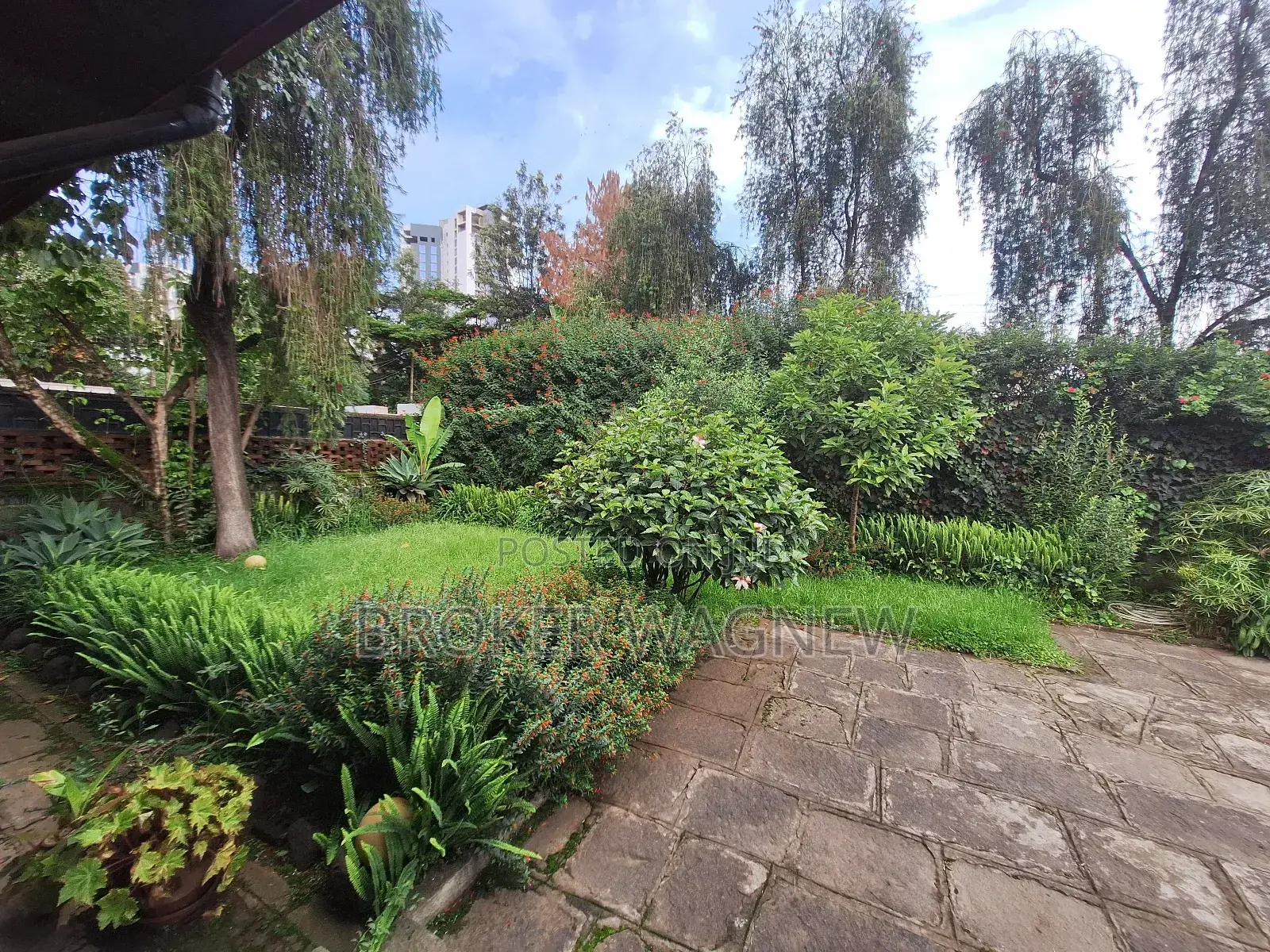 3bdrm Villa in Bole for rent