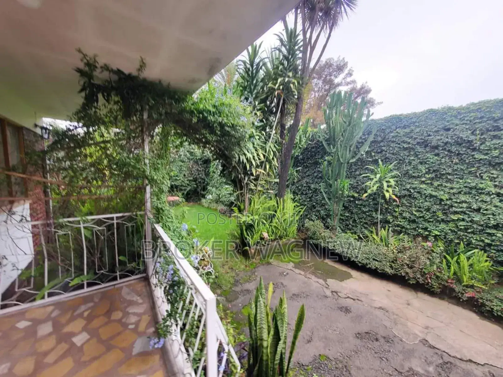 3bdrm Villa in Bole for rent