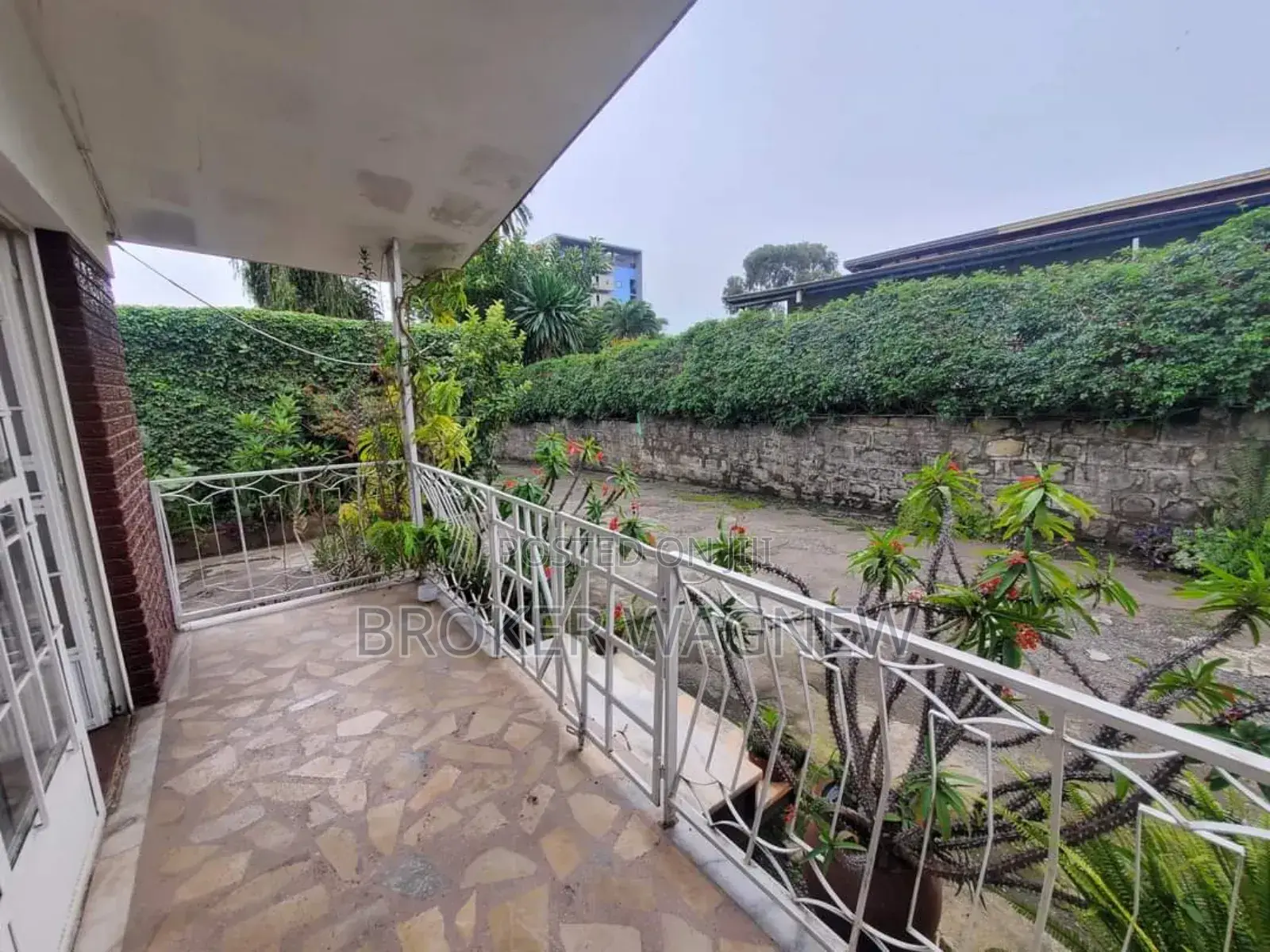 3bdrm Villa in Bole for rent