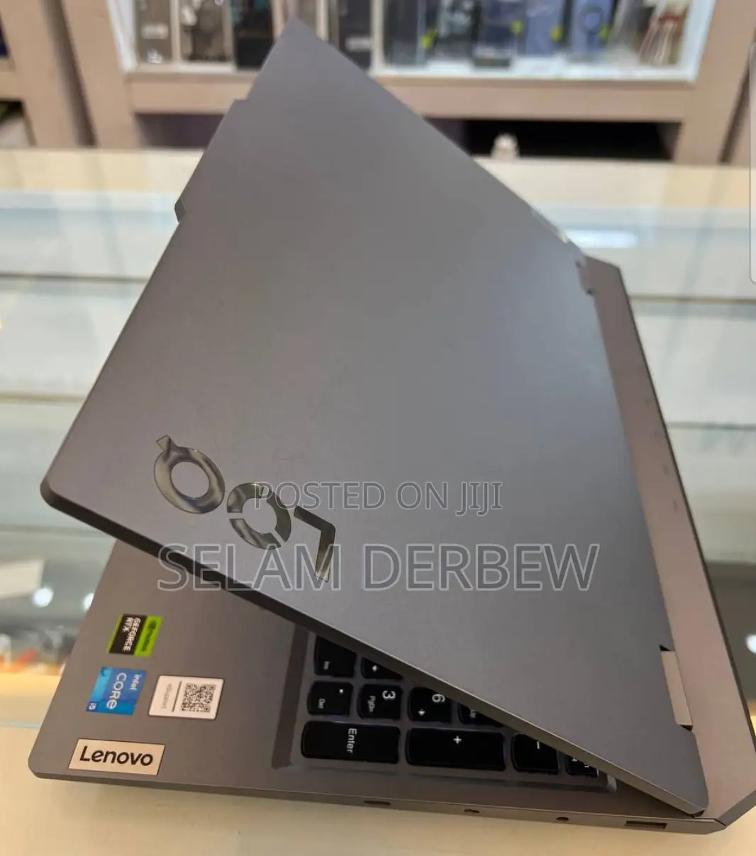 New Laptop Lenovo LOQ 15IRH8 16GB Intel Core I5 SSD 512GB