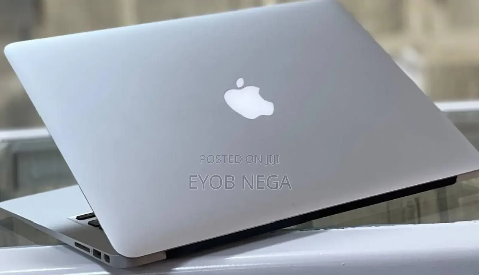 New Laptop Apple MacBook Air 2017 8GB Intel Core I5 SSD 256GB