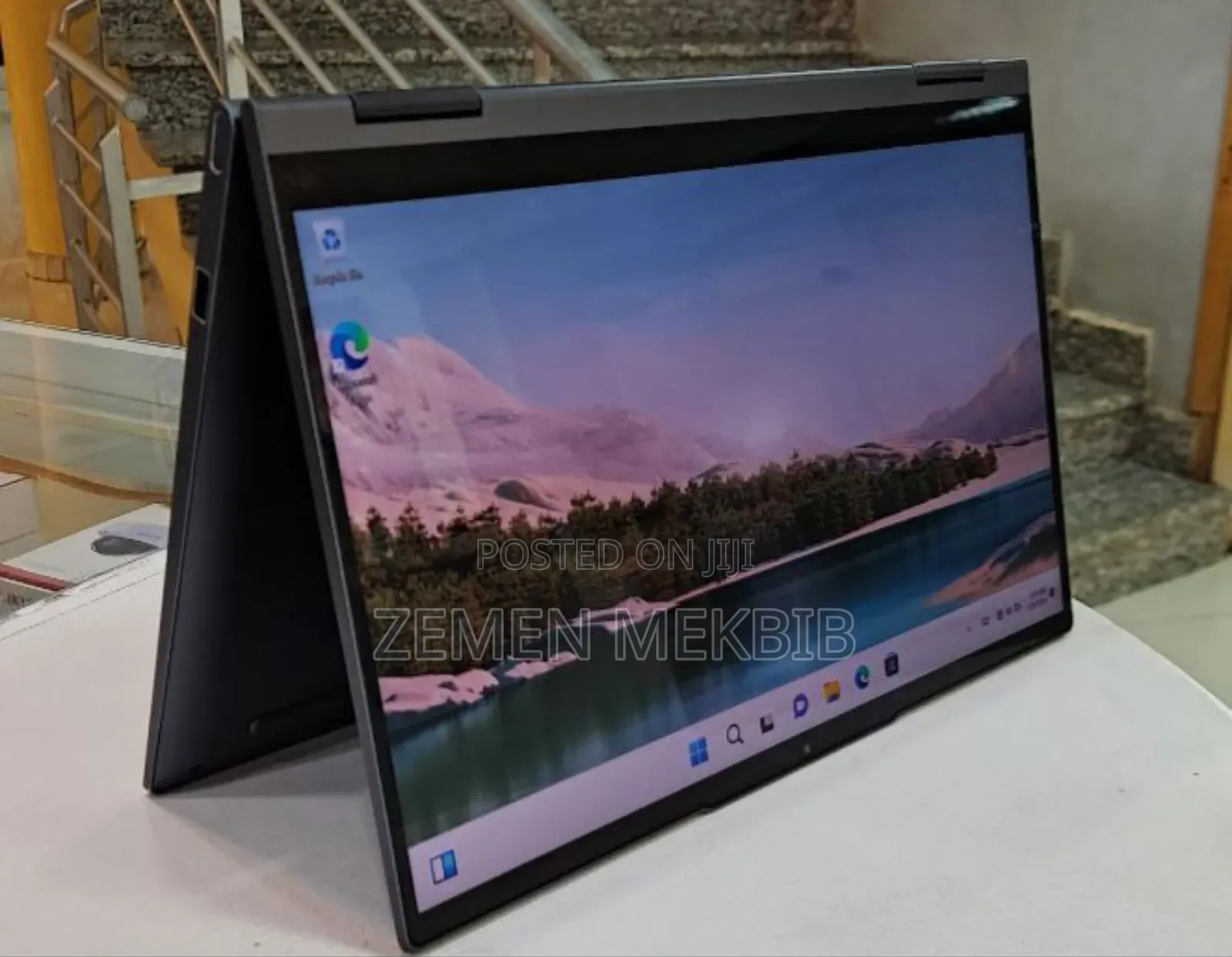 New Laptop Lenovo Yoga 9i 16GB Intel Core I7 SSD 512GB