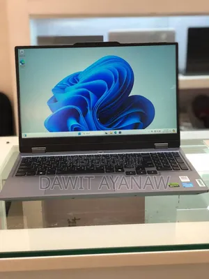 Photo - New Laptop Lenovo 16GB Intel Core I5 SSD 512GB