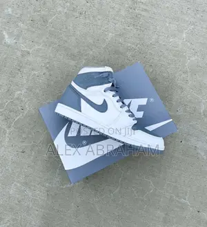 Jordan 1 “ Stealth”