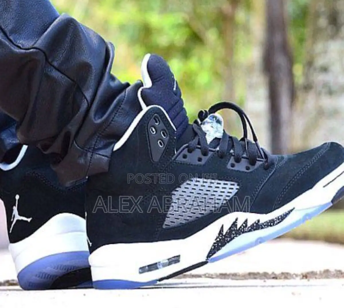 Jordan 5 “Moonlight”