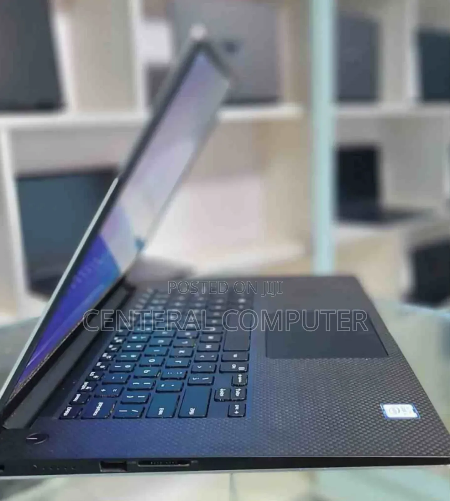 New Laptop Dell Precision 15 7520 16GB Intel Core I7 SSD 512GB