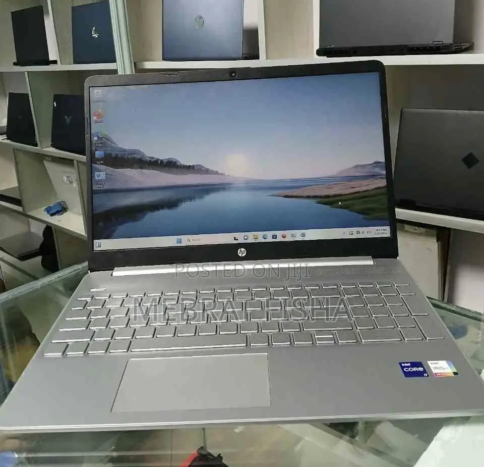 New Laptop HP 16GB Intel Core I7 SSD 512GB