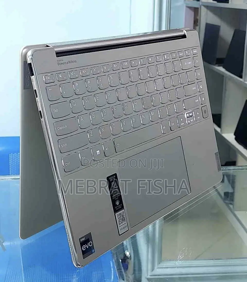 New Laptop Lenovo Yoga 9i 16GB Intel Core I7 SSD 512GB