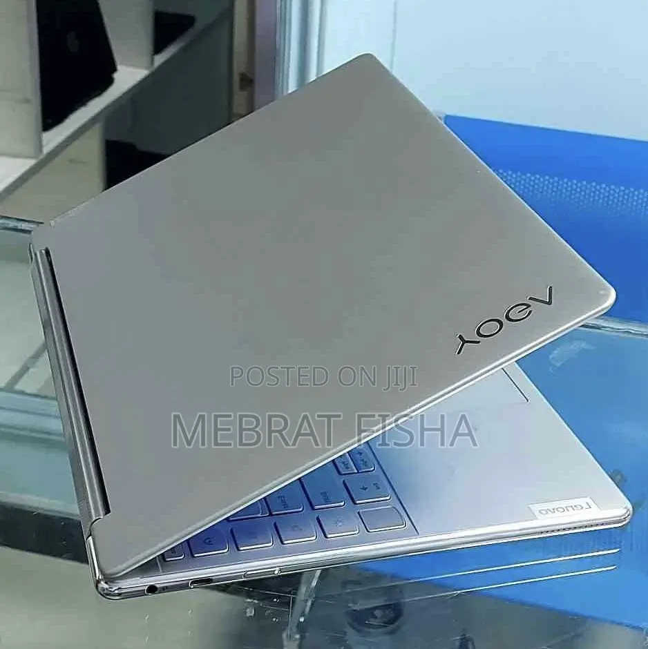 New Laptop Lenovo Yoga 9i 16GB Intel Core I7 SSD 512GB