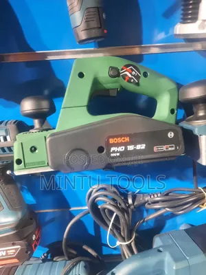 Photo - Bosch Planer 500w