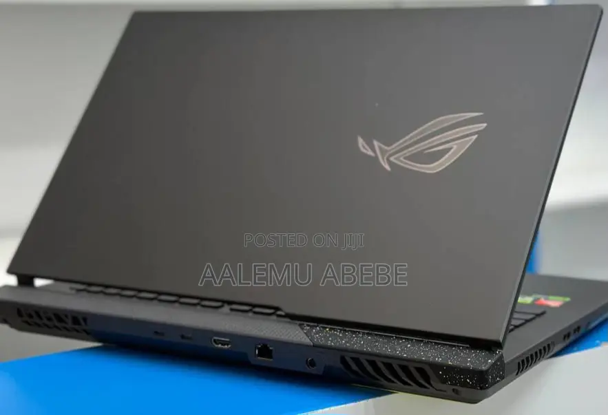 New Laptop Asus ROG Strix G17 32GB AMD Ryzen 9 SSD 1T