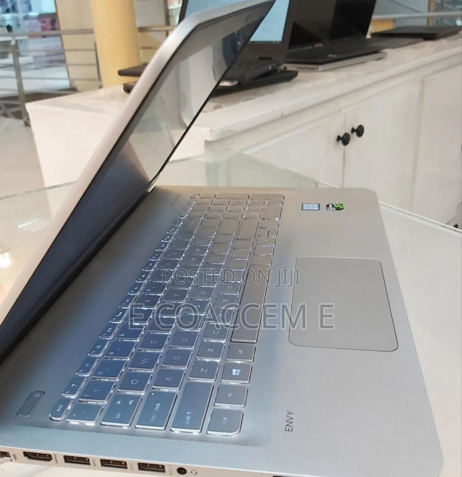 New Laptop HP Envy 15 8GB Intel Core I5 HDD+SSD 128GB