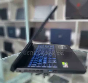 New Laptop MSI 16GB AMD Ryzen 5 SSD 512GB