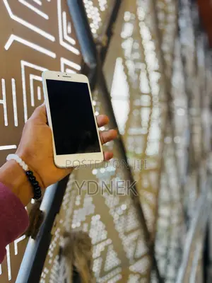 Apple iPhone 7 Plus 32 GB Gold