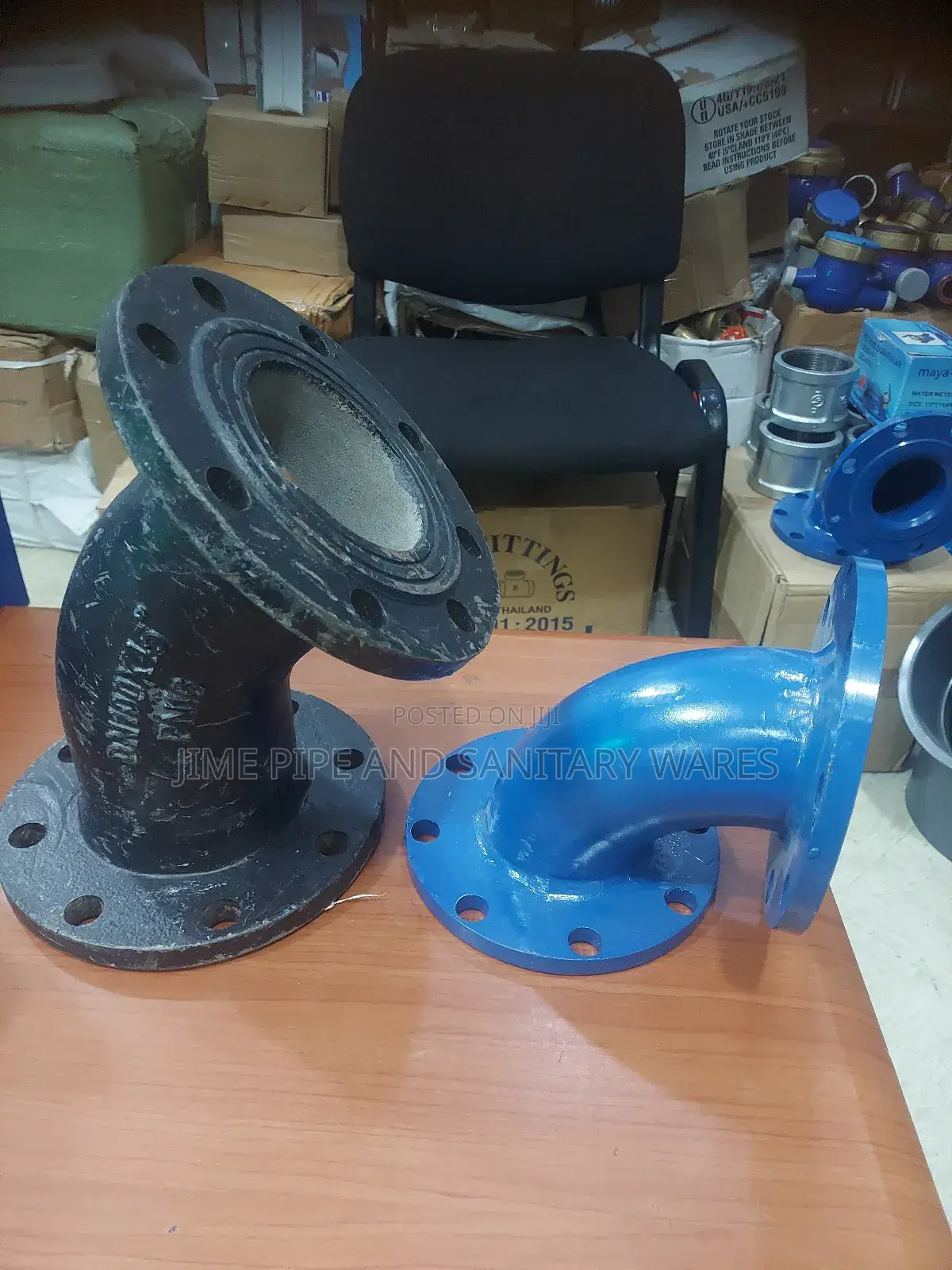 Flanged Elbow