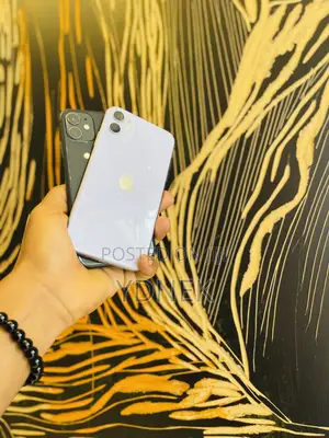 Photo - New Apple iPhone 11 64 GB Black