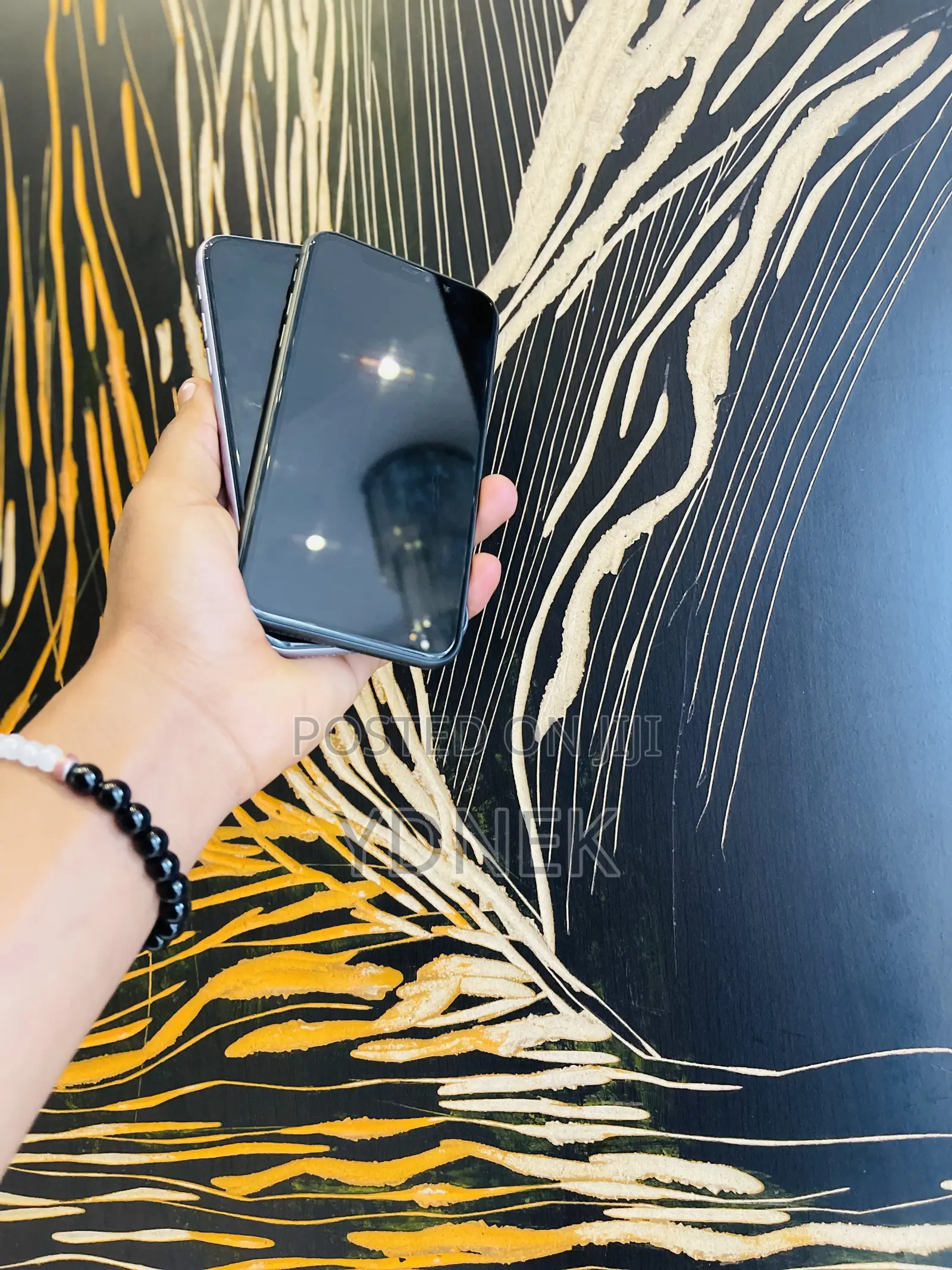 New Apple iPhone 11 64 GB Black