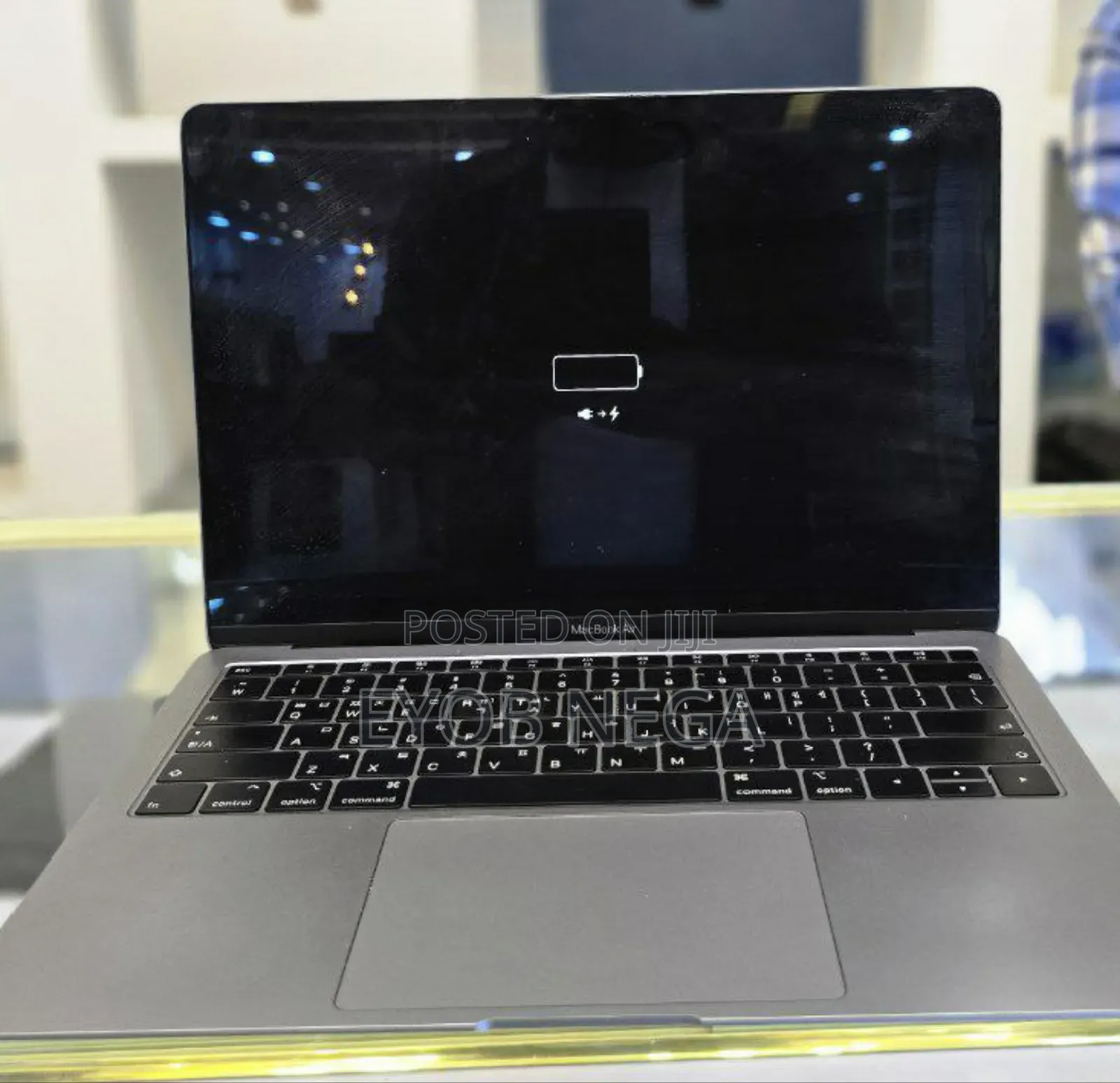 New Laptop Apple MacBook Air 2019 16GB Intel Core I5 SSD 256GB