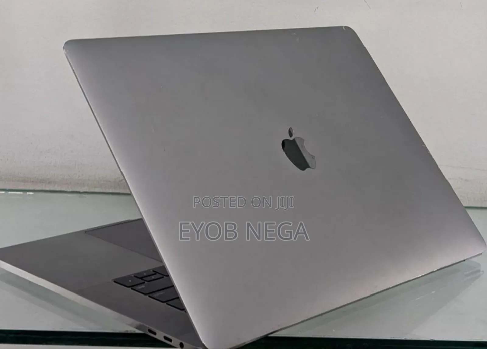 New Laptop Apple MacBook Pro 2018 32GB Intel Core I7 SSD 512GB