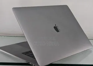 Photo - New Laptop Apple MacBook Pro 2018 32GB Intel Core I7 SSD 512GB